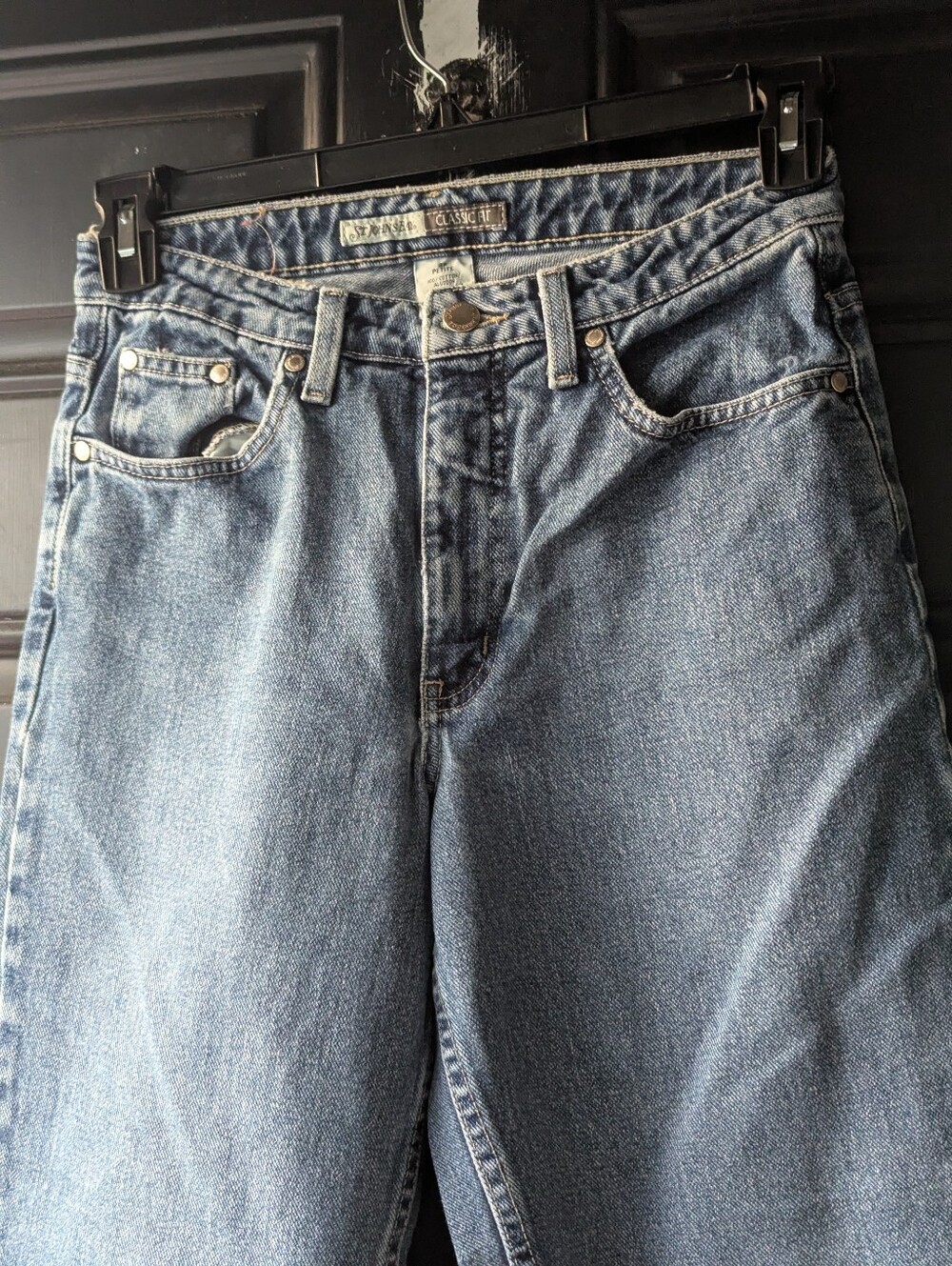 St. John's Bay Classic Fit Medium Blue Straight Leg Denim Jeans Size 8P Y2K - Picture 5 of 15